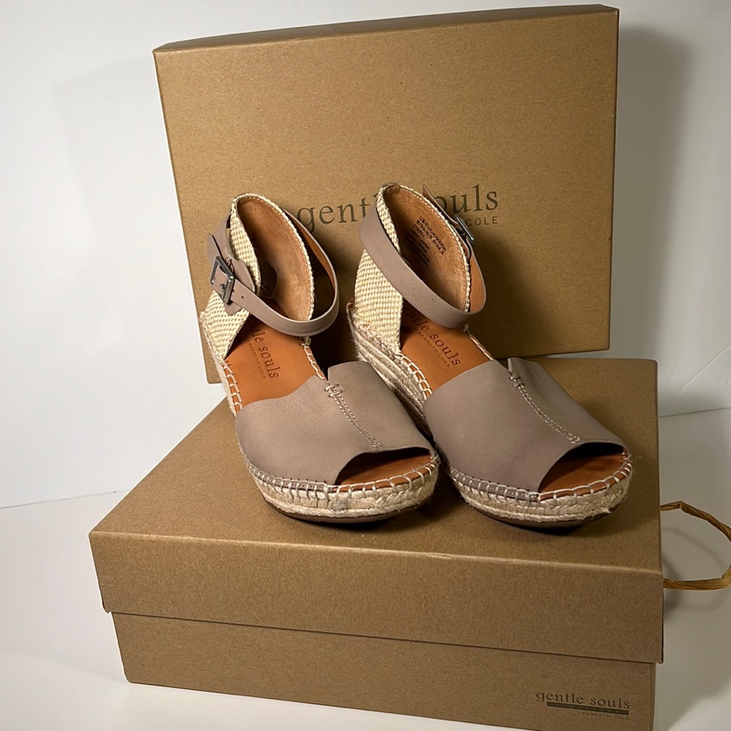 Euc Women's Charli Ankle-Strap Espadrille Wedge Sandals